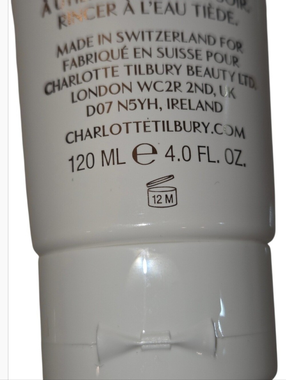 Charlotte Tilbury Magic Hydration Revival Facial Cleanser 4oz New - Picture 8 of 9